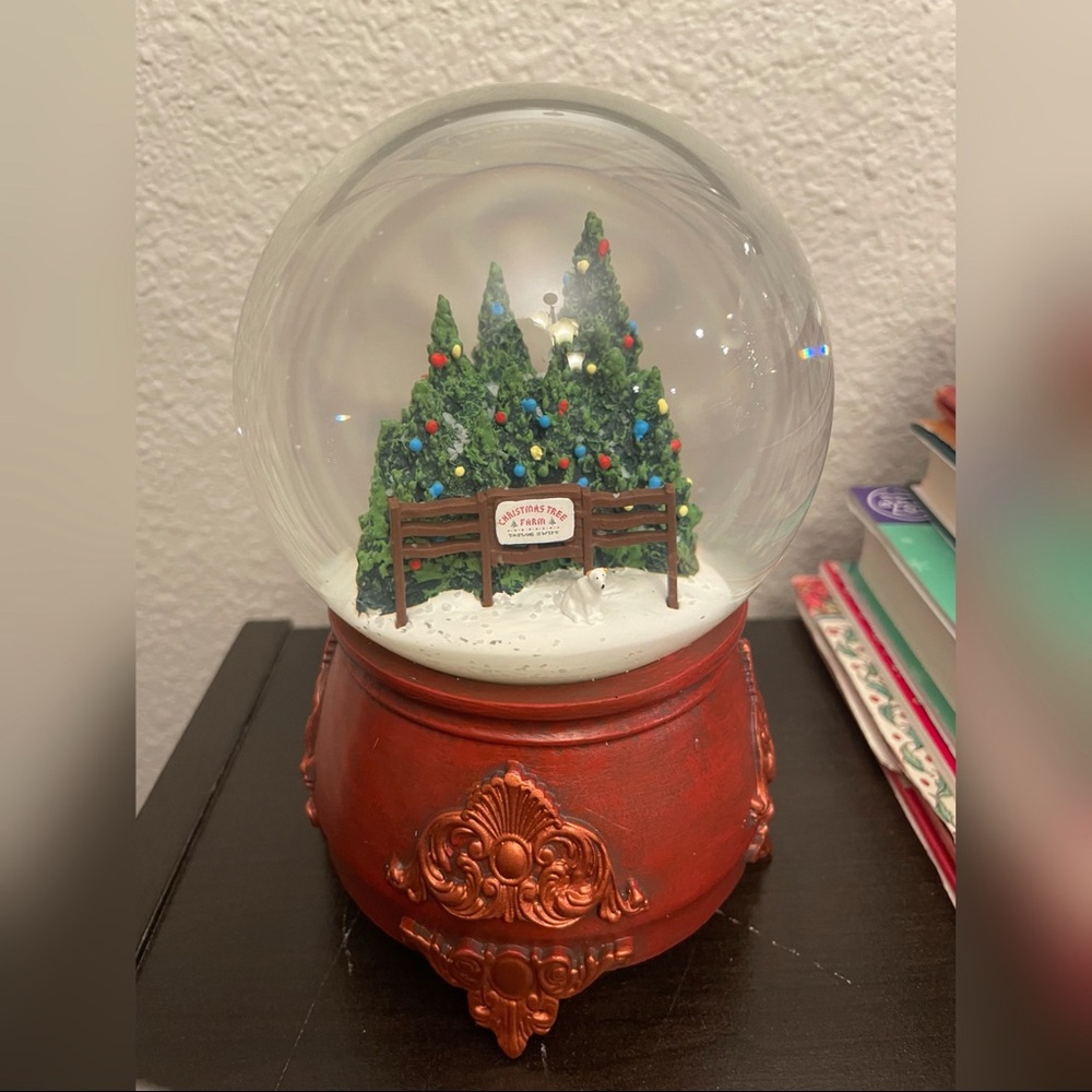 Taylor Swift Christmas Tree Farm Snowglobe